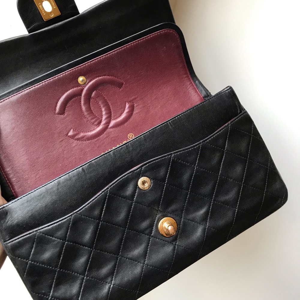 SOLD Chanel vintage medium double flap lambskin CF - Picture 6 of 8